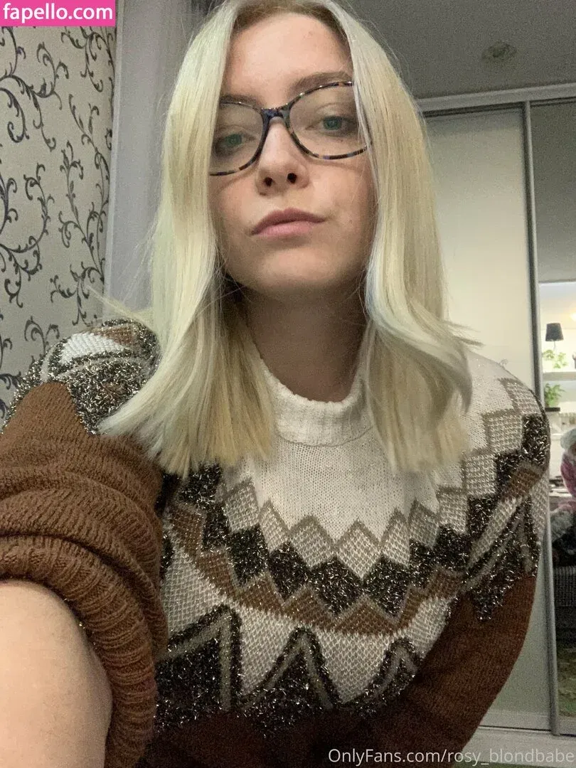 rosy_blondbabe Onlyfans Photo Gallery 
