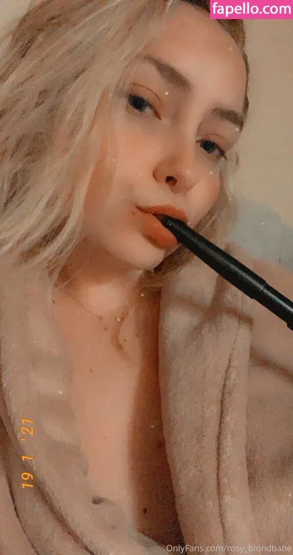rosy_blondbabe Onlyfans Photo Gallery 