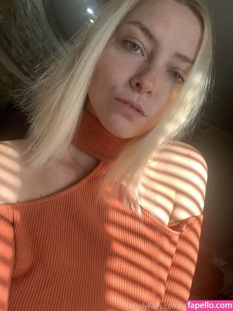 rosy_blondbabe Onlyfans Photo Gallery 