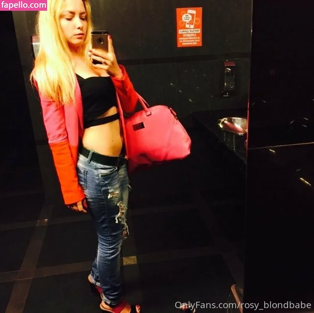rosy_blondbabe Onlyfans Photo Gallery 