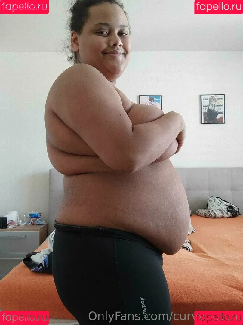 curvypotchi Onlyfans Photo Gallery 