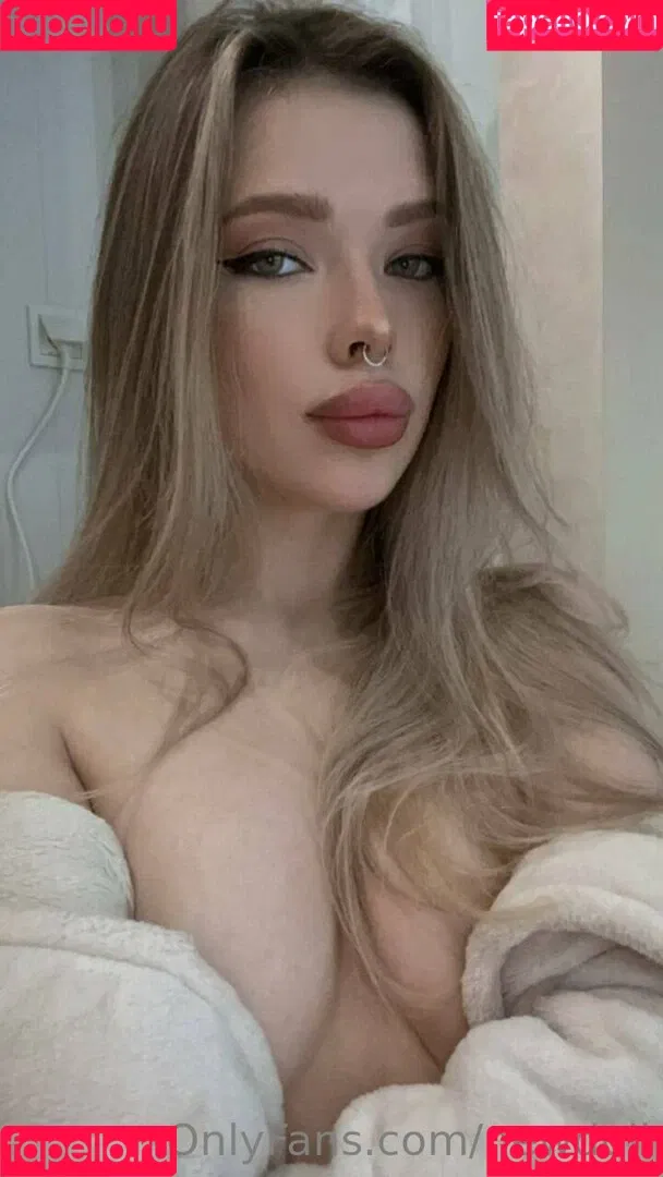 newdoll Onlyfans Photo Gallery 