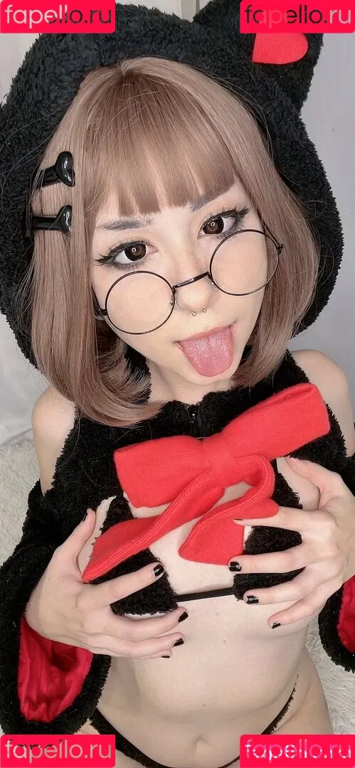 Feyrechan Onlyfans Photo Gallery 