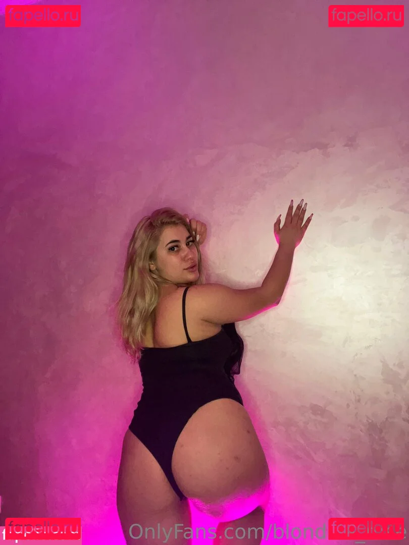blondiiie_rose Onlyfans Photo Gallery 