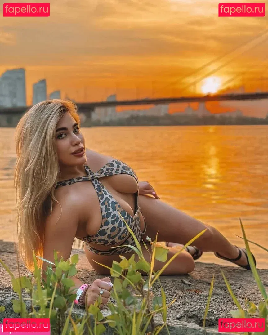 blondiiie_rose Onlyfans Photo Gallery 