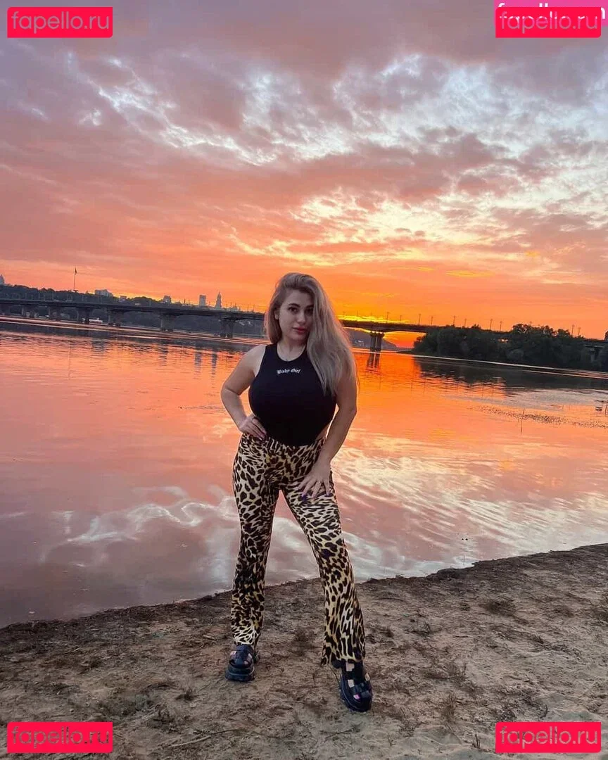 blondiiie_rose Onlyfans Photo Gallery 