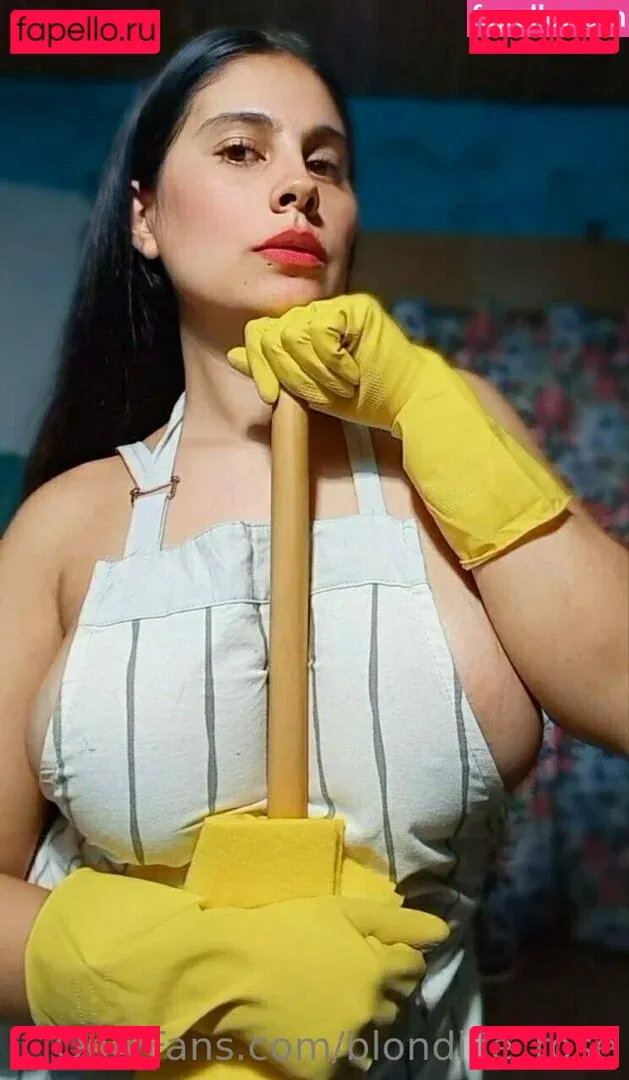 blondiiie_rose Onlyfans Photo Gallery 