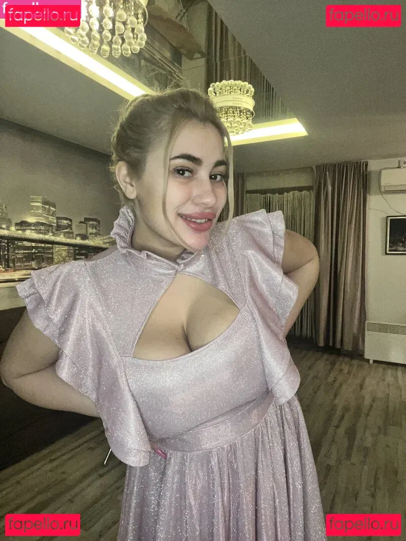 blondiiie_rose Onlyfans Photo Gallery 