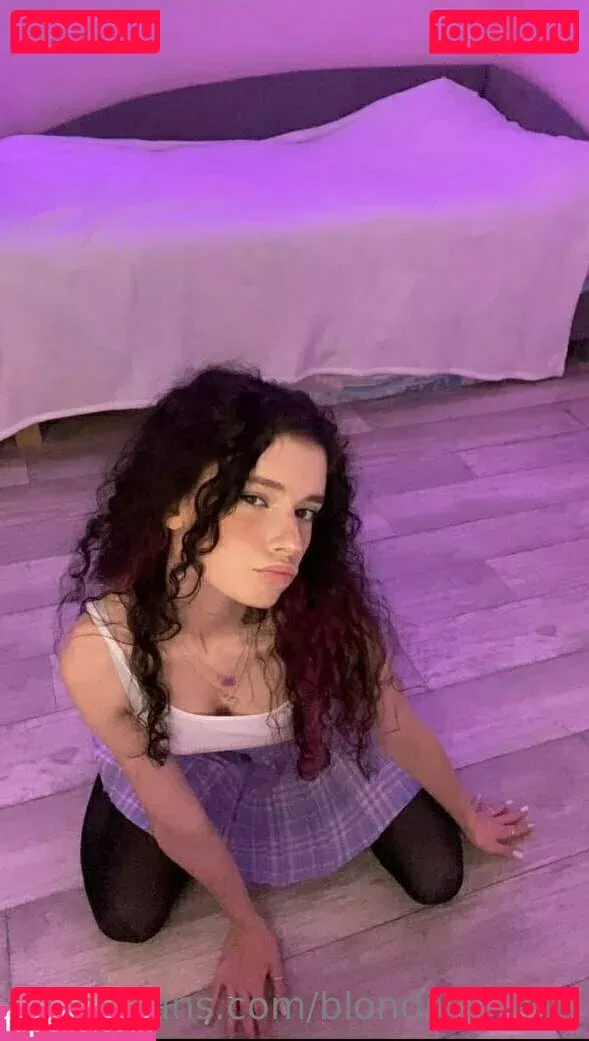 blondiiie_rose Onlyfans Photo Gallery 