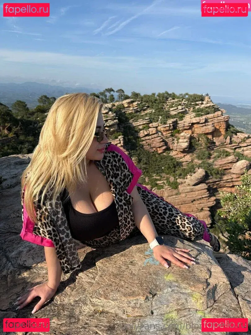 blondiiie_rose Onlyfans Photo Gallery 