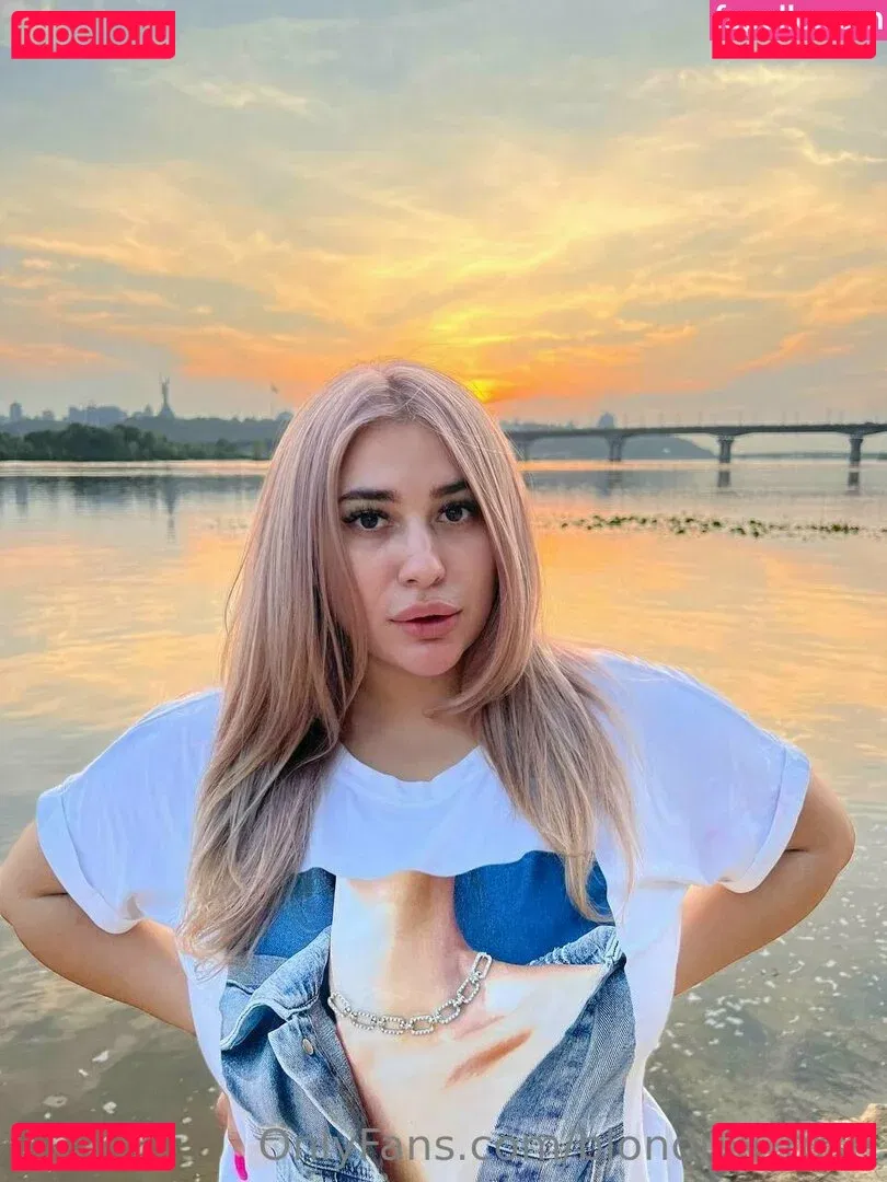 blondiiie_rose Onlyfans Photo Gallery 