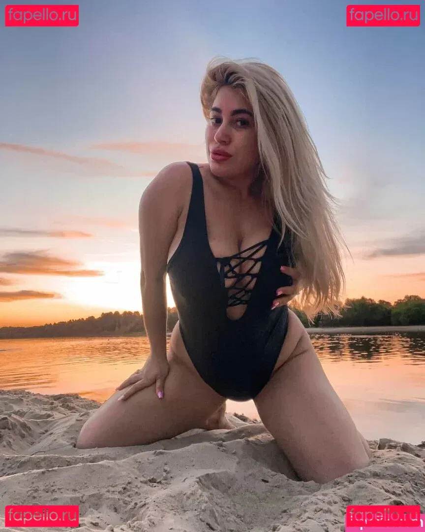 blondiiie_rose Onlyfans Photo Gallery 