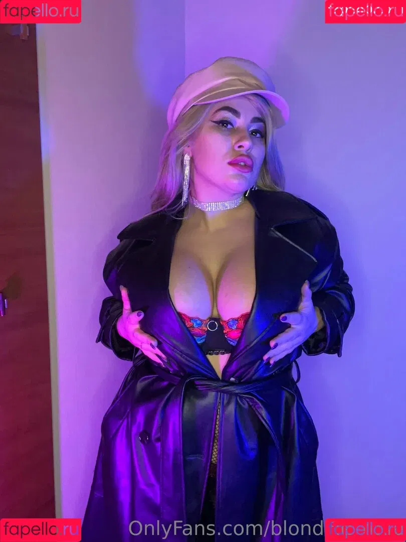 blondiiie_rose Onlyfans Photo Gallery 