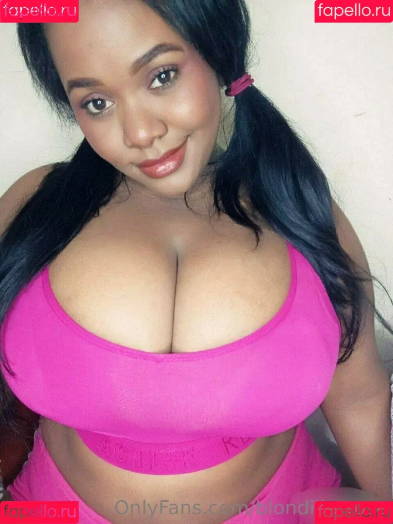 blondiiie_rose Onlyfans Photo Gallery 