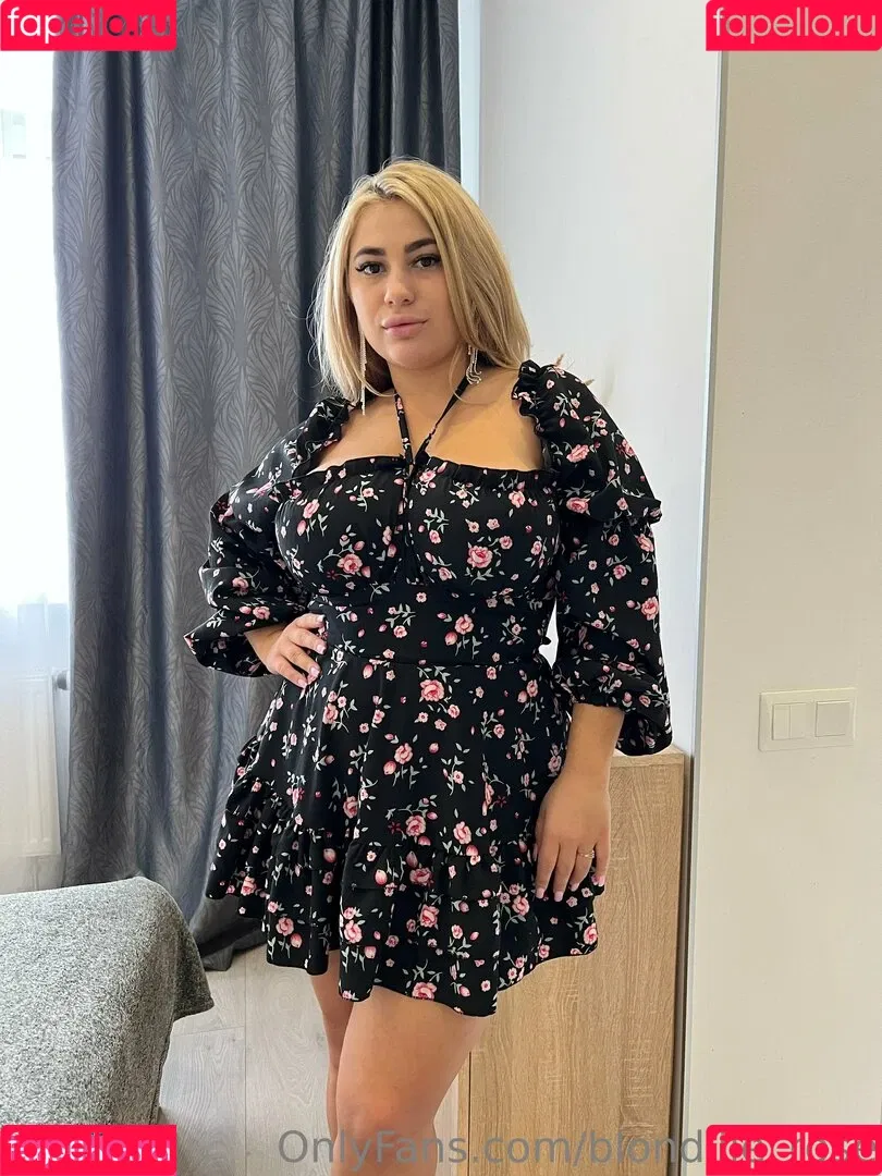 blondiiie_rose Onlyfans Photo Gallery 