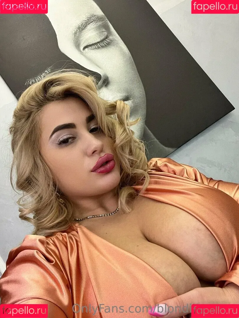 blondiiie_rose Onlyfans Photo Gallery 
