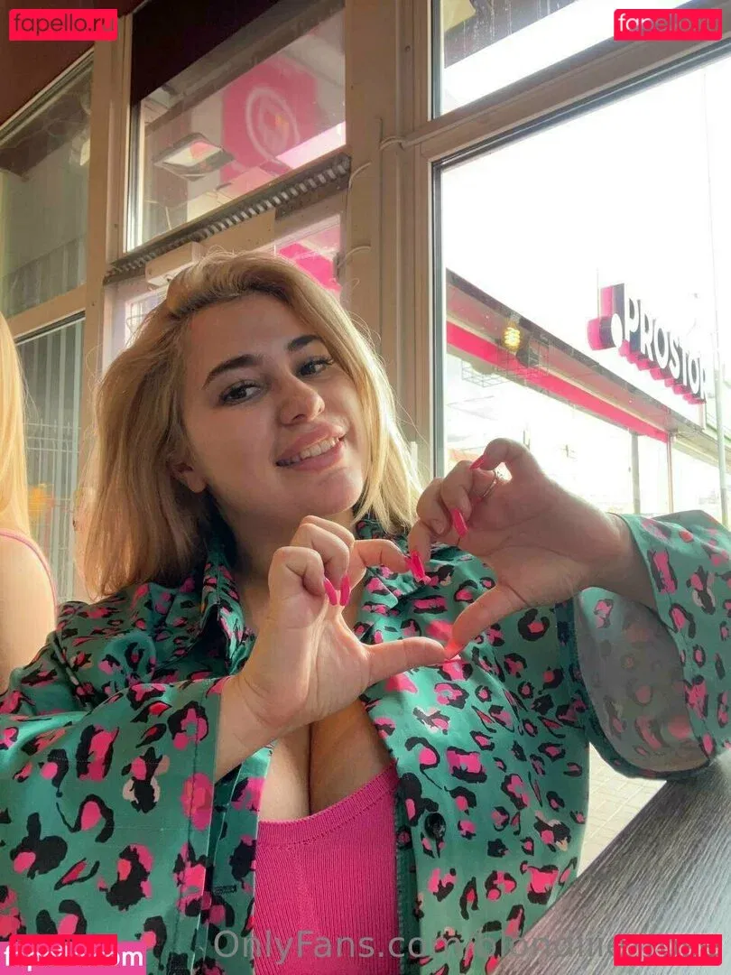 blondiiie_rose Onlyfans Photo Gallery 