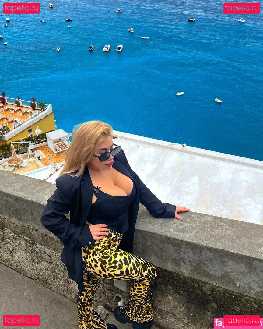 blondiiie_rose Onlyfans Photo Gallery 