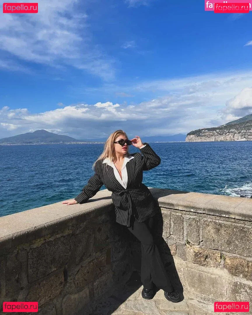 blondiiie_rose Onlyfans Photo Gallery 