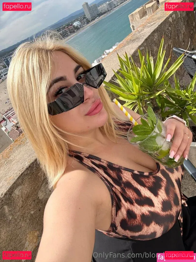 blondiiie_rose Onlyfans Photo Gallery 