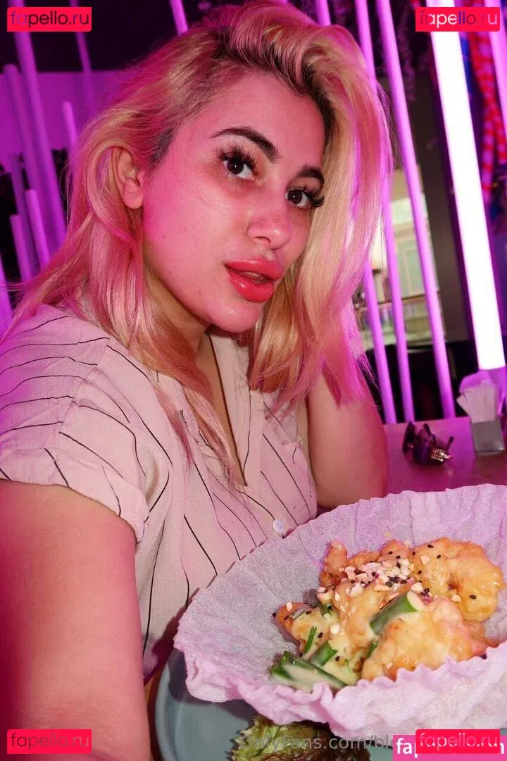 blondiiie_rose Onlyfans Photo Gallery 