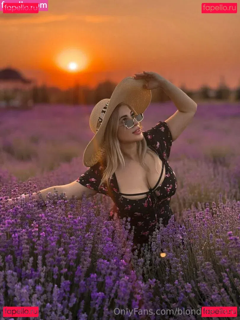 blondiiie_rose Onlyfans Photo Gallery 