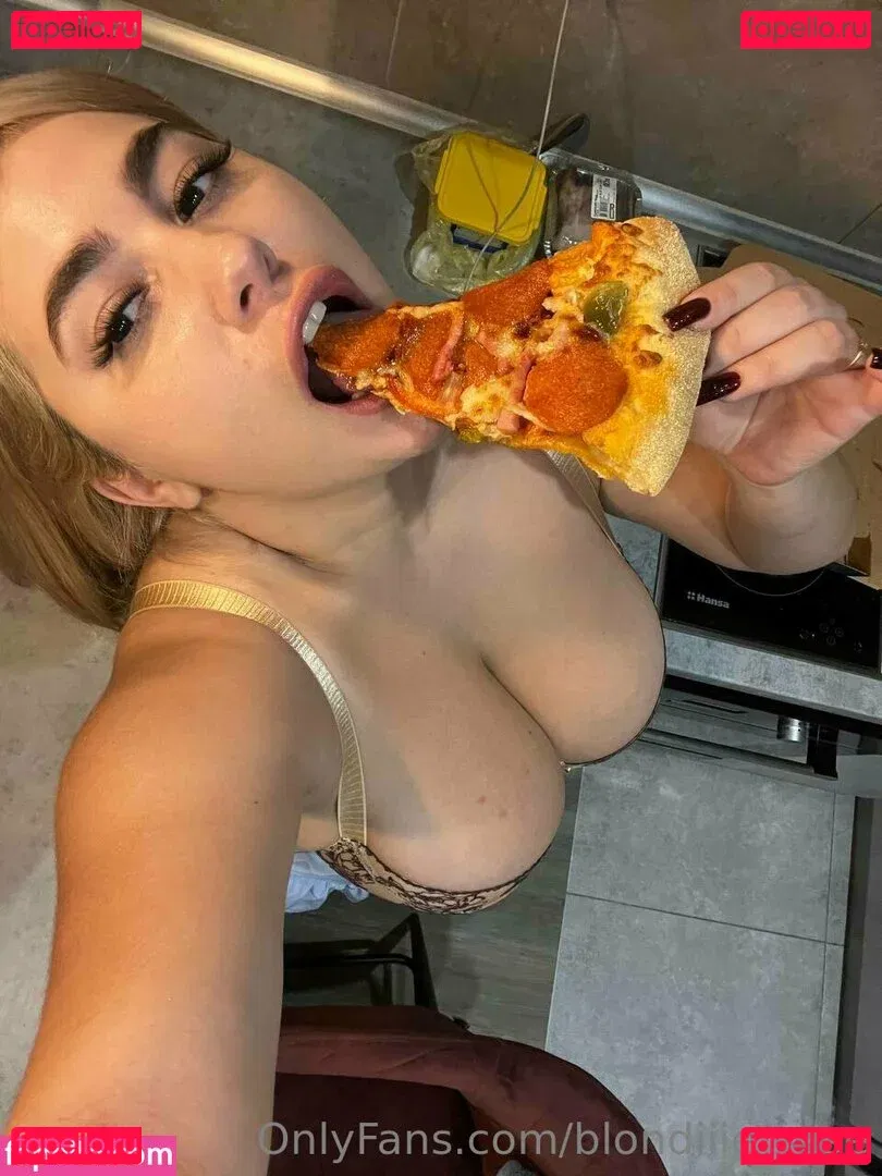 blondiiie_rose Onlyfans Photo Gallery 