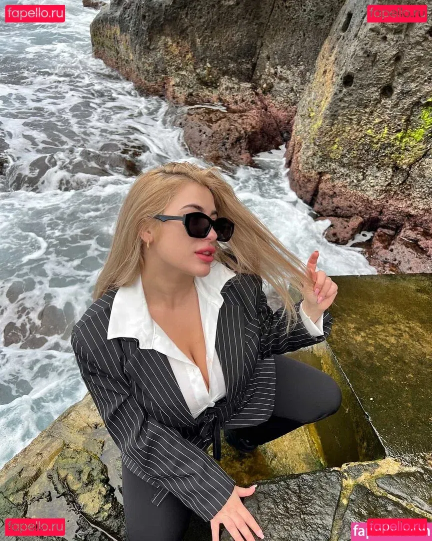 blondiiie_rose Onlyfans Photo Gallery 