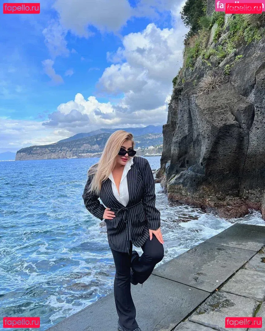 blondiiie_rose Onlyfans Photo Gallery 