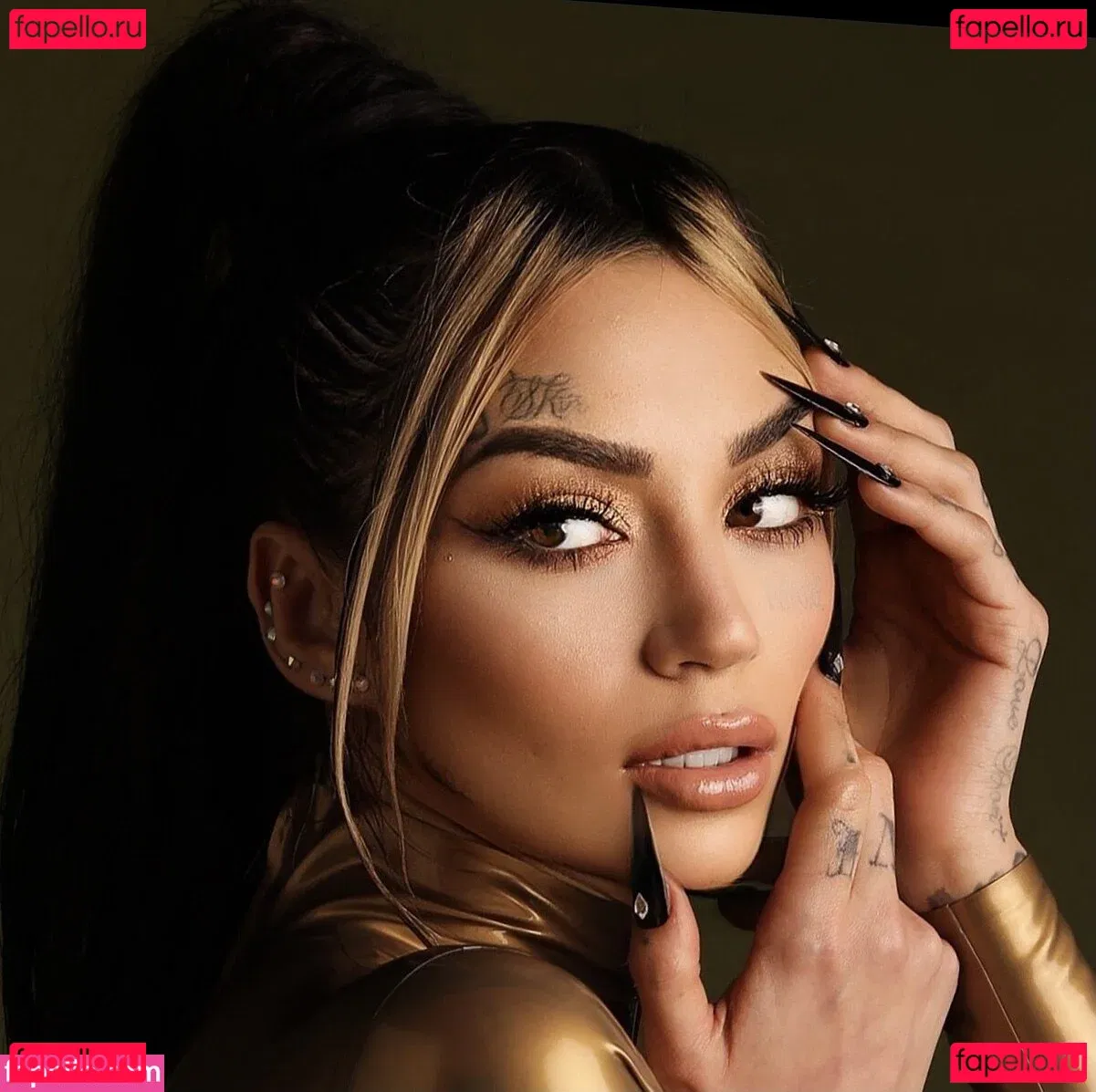 Ana Buhr Buldrini Onlyfans Photo Gallery 