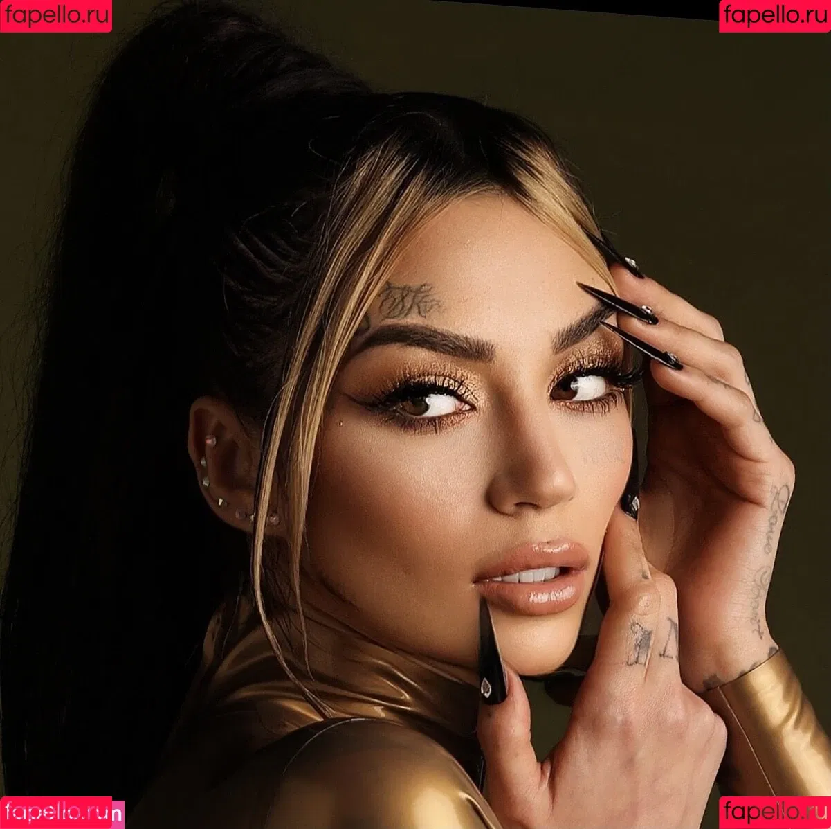 Ana Buhr Buldrini Onlyfans Photo Gallery 