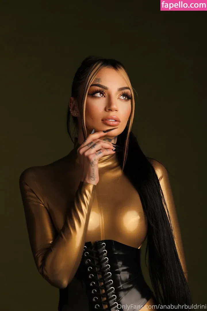 Ana Buhr Buldrini Onlyfans Photo Gallery 