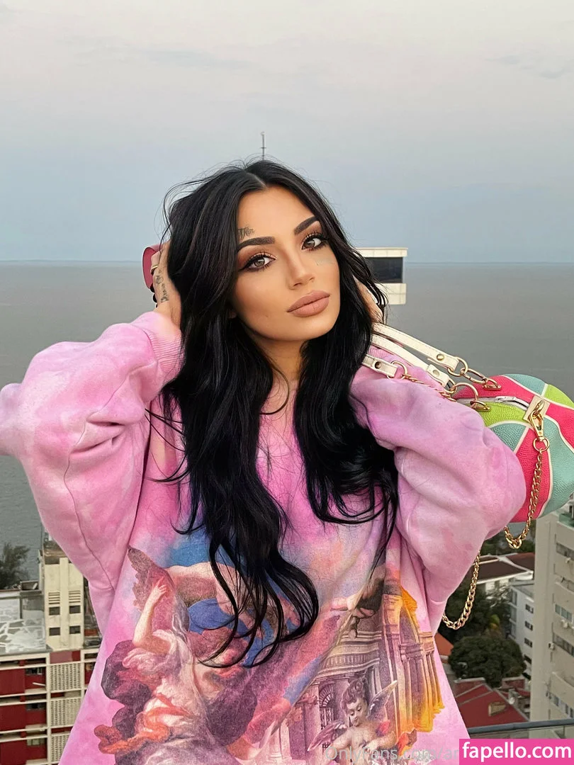 Ana Buhr Buldrini Onlyfans Photo Gallery 