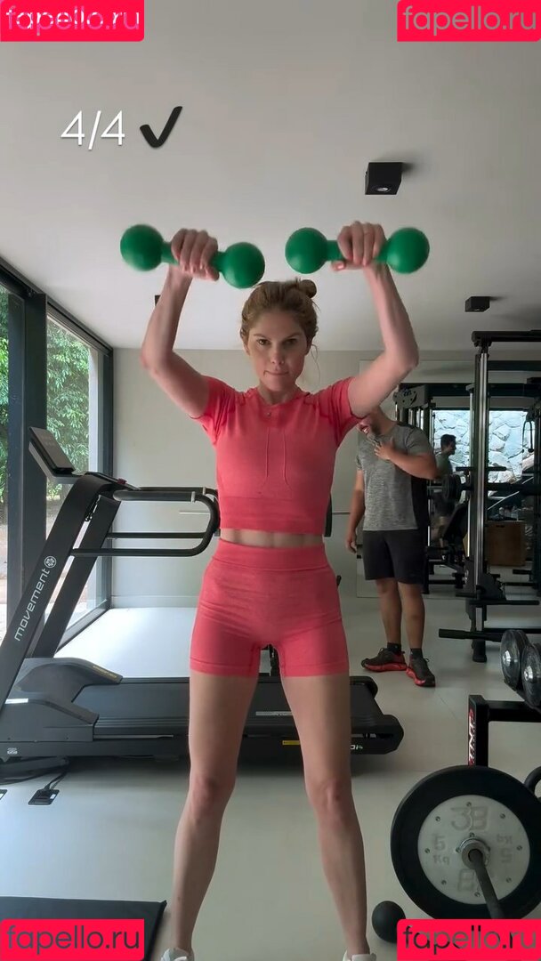 Barbara Evans Onlyfans Photo Gallery 