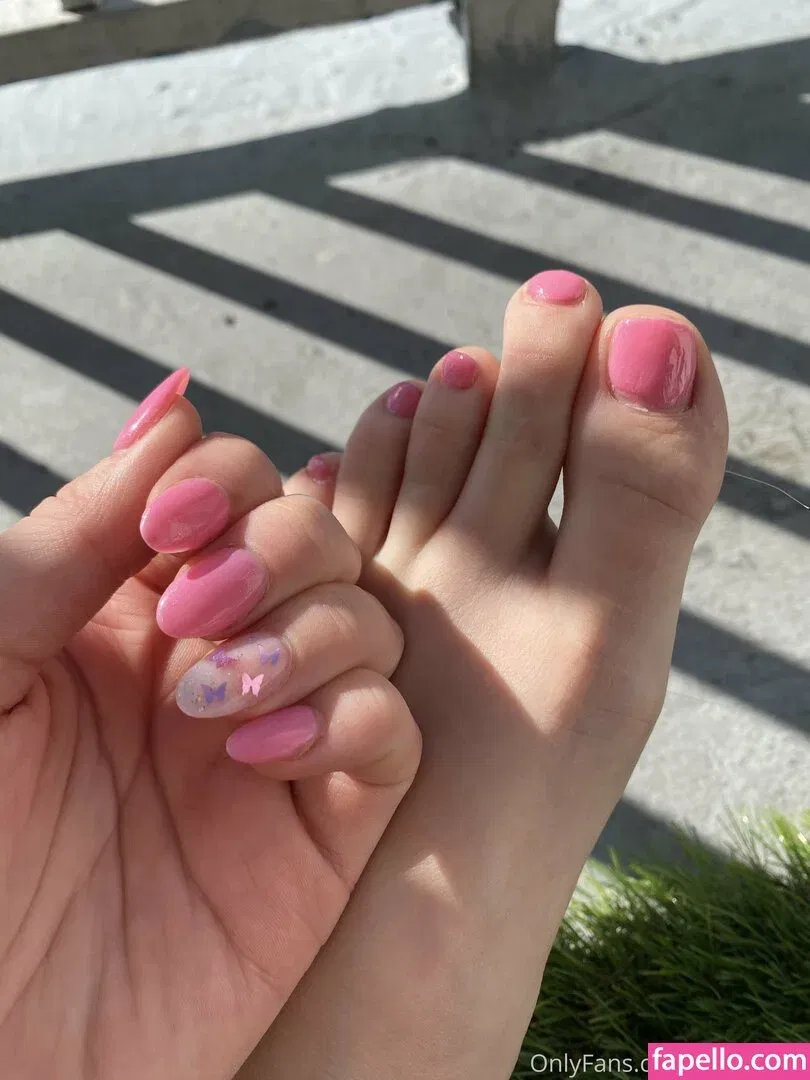 Eliza Eves Onlyfans Photo Gallery 