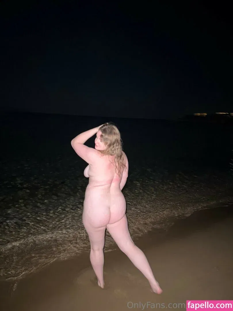 Eliza Eves Onlyfans Photo Gallery 