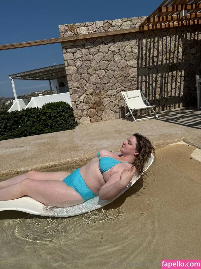 Eliza Eves Onlyfans Photo Gallery 