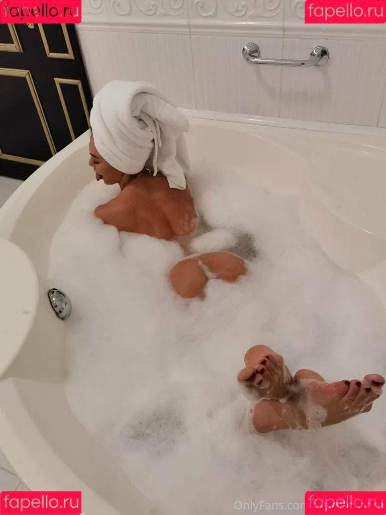 sophiestorms Onlyfans Photo Gallery 