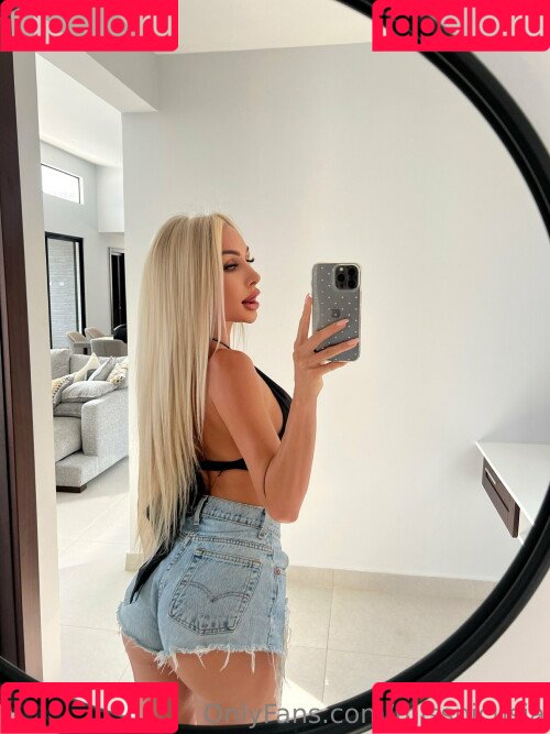 missnicusia Onlyfans Photo Gallery 