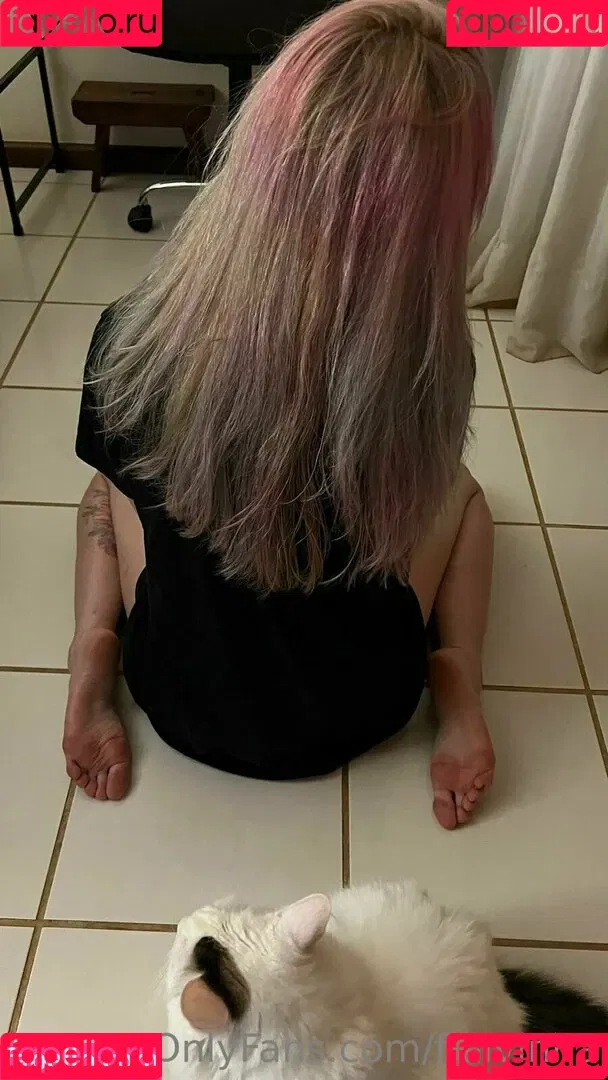 Sasa Onlyfans Photo Gallery 
