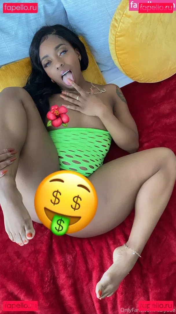 Italybae Onlyfans Photo Gallery 