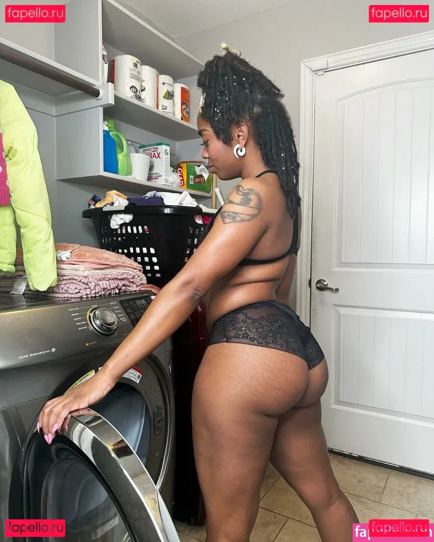 Italybae Onlyfans Photo Gallery 