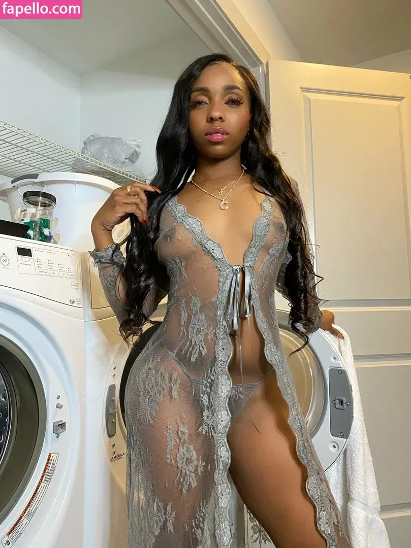 Italybae Onlyfans Photo Gallery 