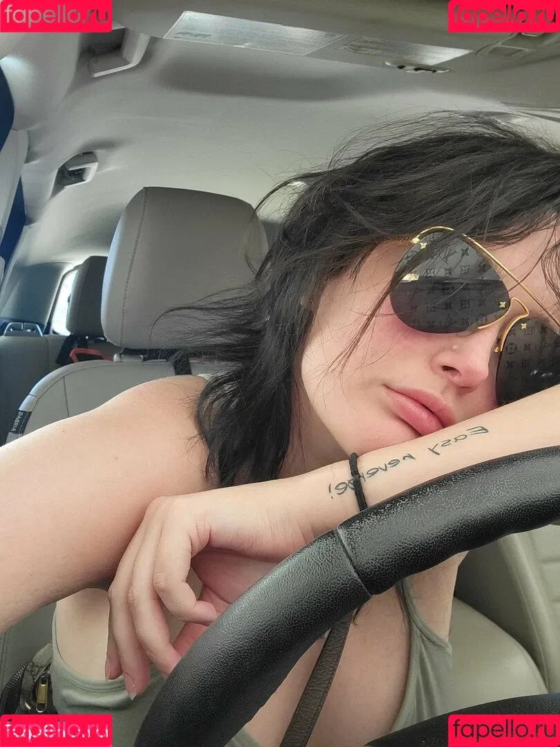 Gotten Sluttier Onlyfans Photo Gallery 