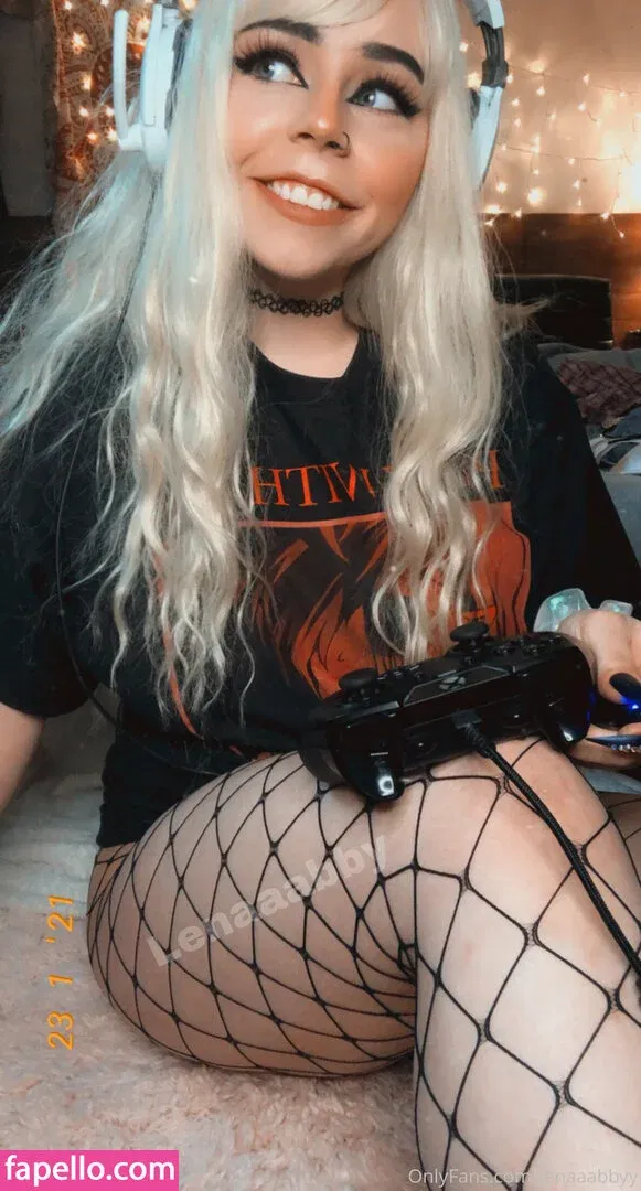 lenaaabbyy Onlyfans Photo Gallery 