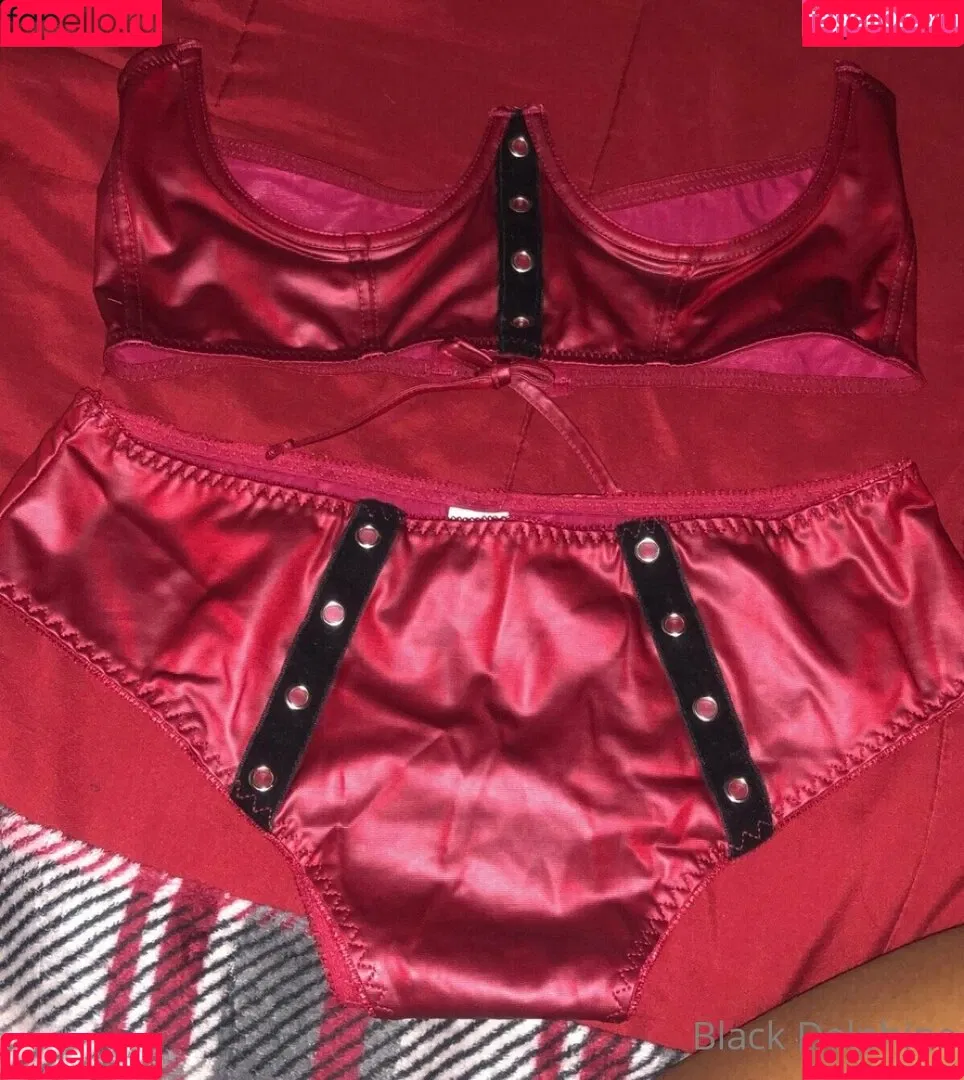 blackdelphine Onlyfans Photo Gallery 
