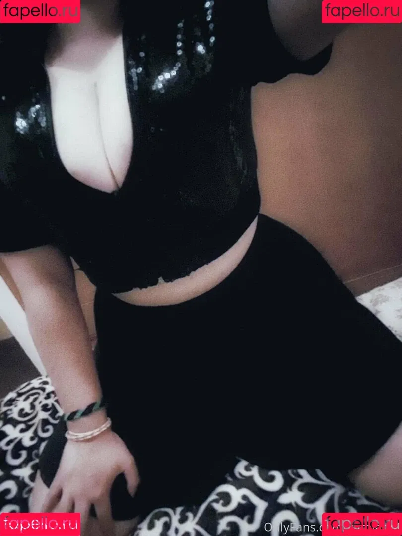 yamiahr4 Onlyfans Photo Gallery 