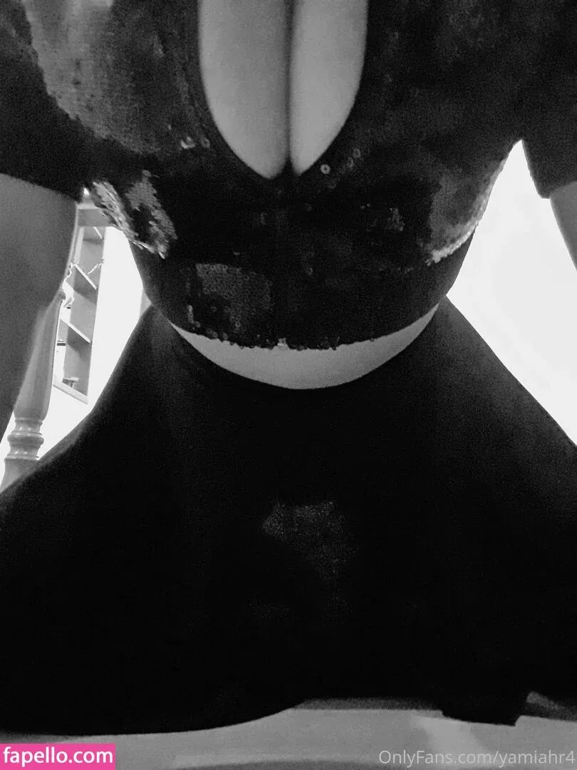 yamiahr4 Onlyfans Photo Gallery 