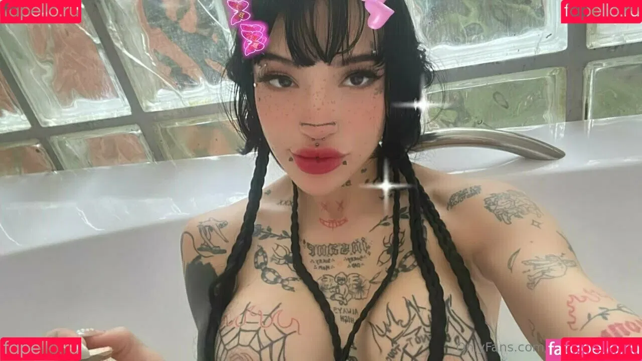 vennusativaa Onlyfans Photo Gallery 