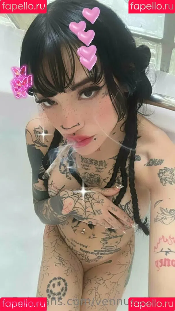 vennusativaa Onlyfans Photo Gallery 
